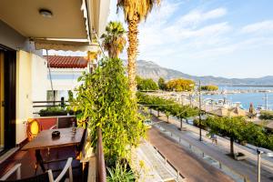 Grand Luxury Apartment Seafront Kalamata