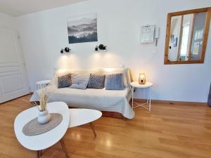 Le Venasque, T2, centre Luchon, wifi, casier à ski, ascenseur, 4 personnes