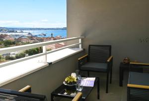 Apartment TRI MASLINE with seaview