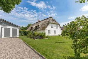 Dörpshus - Ahrenshöft