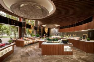 New World Saigon Hotel