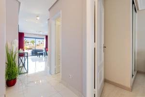 Modern apartment in Golf del Sur, AC237, tempered pool and ocean view
