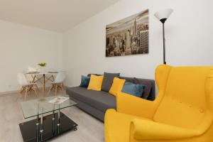 Kopcińskiego Bright & Spacious Apartment Warsaw Ursynów by Renters