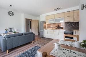 Iris Indigo Apartment