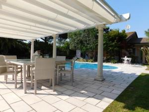 Wonderful villa with pool on Albarella