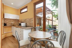 Apartments with wine cellar in Old Tbilisi