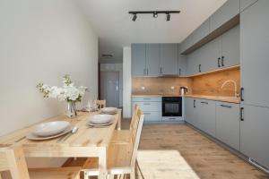 Wrocław 1-Bedroom Apartment with Parking & Balcony by Noclegi Renters