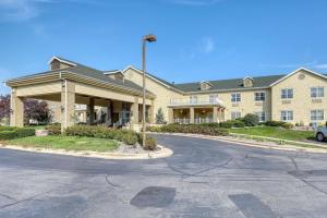 Comfort Suites Appleton Airport