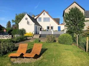 Ferienhaus Friedas Fischerhuus - Масхольм