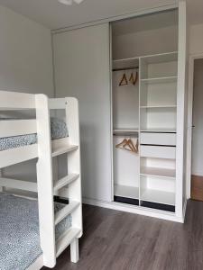 Appartements Proche Paris - Parking gratuit - 6 pers. : photos des chambres