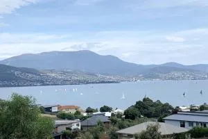Stunning water view home in Hobart - Tranmere