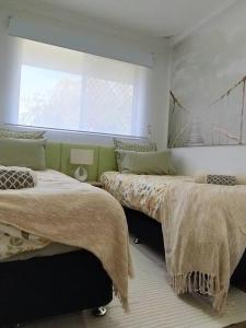 Modern Unit Near CBD & Beach, Free Parking