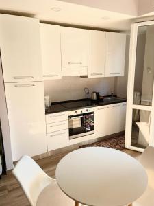 Sweet Home Apartment