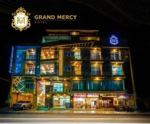 Grand Mercy Hotel - Naval