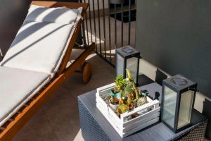 Relax Luxury Sirmio - Elegante Trilocale con Piscina a Sirmione