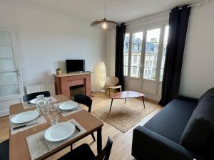 Appartements F2 lumineux avec parking prive : photos des chambres