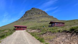 Hálsabol Sumarhús- with hot tube