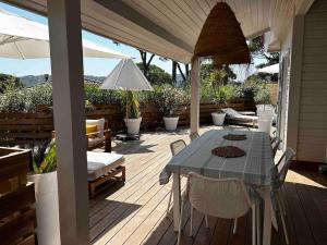 Charmante maison californienne - jacuzzi - piscine dans le domaine - Golfe de St Tropez - 6-8 personnes
