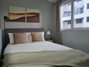 Homey condo unit in BGC - B SOMA NT