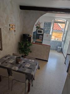 Rue Longue Vista Mare