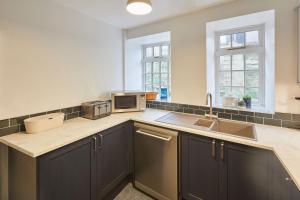 Host & Stay - Dottys Coastal Retreat