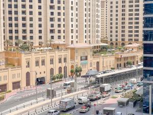 StoneTree - Furnished 1BR near Marina Walk