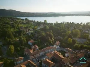 Travedona Loft by lake Ixihome - Ternate