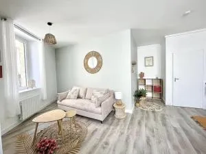 L'Agate Verte - Romans - 布尔德佩阿日