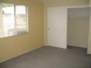 Roselle Ave - 埃斯孔迪多