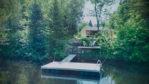 Le chalet jaune sur la Mastigouche