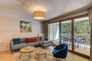White Pearl A13 - Alpes Travel - Central Chamonix (Sleeps 6)