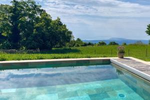 Maisons de vacances Mas provencal avec piscine : photos des chambres