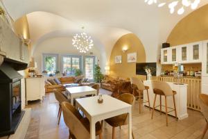 Hotels Domaine de Bersaillin : photos des chambres