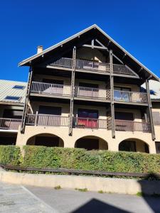 La Petite Corneille - a chic and central studio.