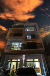 晨煦行旅 - Xianglin