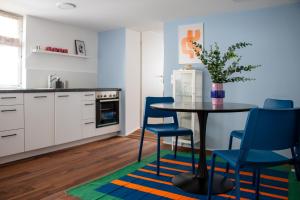 Gemütliches City Apartment im Zentrum von Dornbirn, Barcelona 4