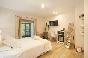 Hotels Domaine de Bersaillin : photos des chambres