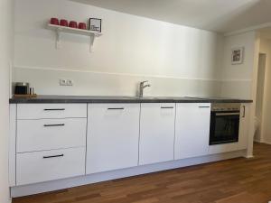 Modernes Stadtleben im gemütlichen City Apartment Dornbirn, London 8