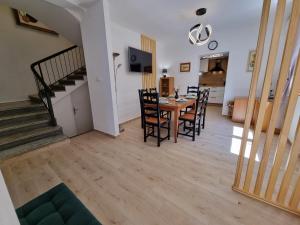 BRUNO Apartment with 4 bedrooms near beach
