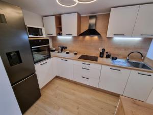 BRUNO Apartment with 4 bedrooms near beach