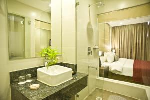 Goldberry Suites & Hotel Mactan
