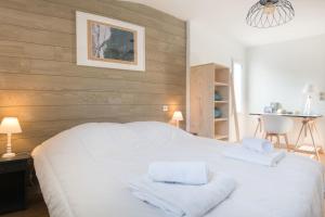 Villas DUNE, villa avec piscine et spa / Proche plage : photos des chambres