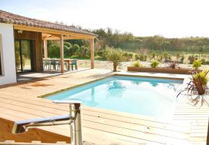 Villas DUNE, villa avec piscine et spa / Proche plage : photos des chambres