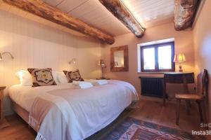 Chalets Mountain Lodge 4 bedroom chalet : photos des chambres