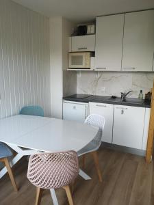 Appartement lumineux, 4-6 personnes, refait à neuf