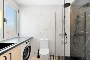 Modern cozy ocean view apartment near the beach with swimming pool in complex