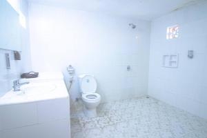 Watu Emas 1 with Shared Pool and Balcony