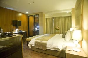 Goldberry Suites & Hotel Mactan