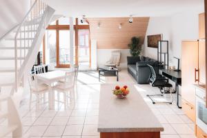 Maisonette-Wohnung Airport Messe Stuttgart - Balkon - Parkplatz