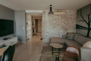 NAMIB Suite - Luxury Apartment near Grove Mall & Hospital Airbnb